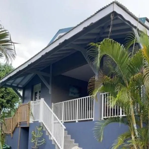 VILLA CAPACITE 6 PERSONNES PROCHE PLAGES DU Sud，位于Rivière-Pilote的酒店