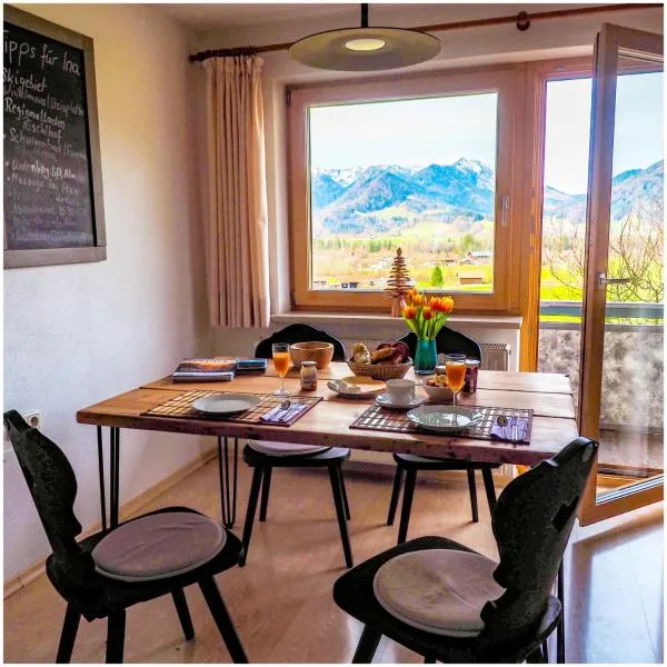 Wohnung Weitsicht Ruhpolding, 3 Schlafzimmer, Bergpanorama, Alleinlage，位于鲁波尔丁的酒店