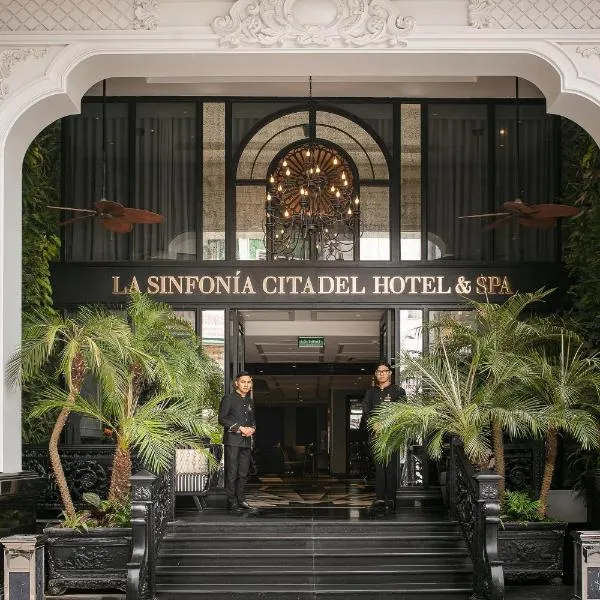 La Sinfonía Citadel Hotel and Spa，位于Bát Trang的酒店