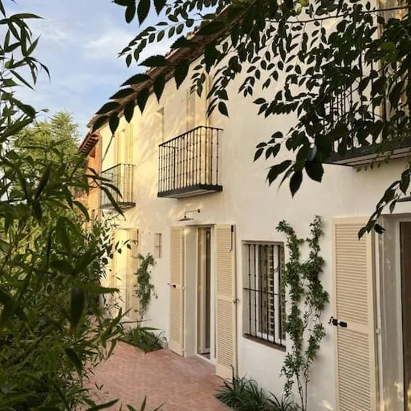 Casa Josephine Riofrío - retiro a 1 h de Madrid，位于La Losa的酒店