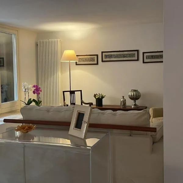 Casa Fiorita Appia Antica，位于罗马的酒店
