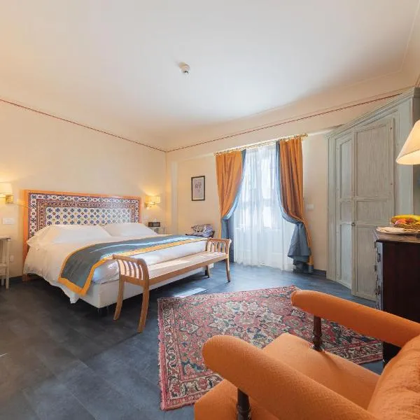 阿尔吉拉奥提伽古城迷人酒店，位于Marina di Melilli的酒店