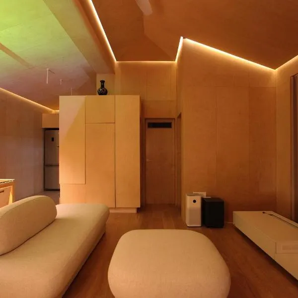 Entire apartment or single rooms in Homegarden Park near Camp Humprehys，位于平泽市的酒店