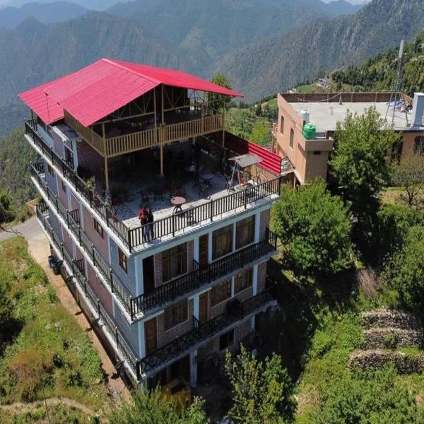 LA Riqueza Kanatal # Center of Kanatal # Mountain View Rooms # Near to Surkanda Devi Temple # Parking # Rooftop Restaurant with view of Gangotri Mountains，位于卡纳塔尔的酒店