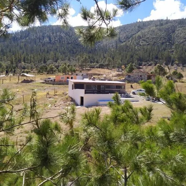 Cabaña en Mesa de las Tablas, de fácil acceso y con excelentes vistas，位于Potrerillos的酒店