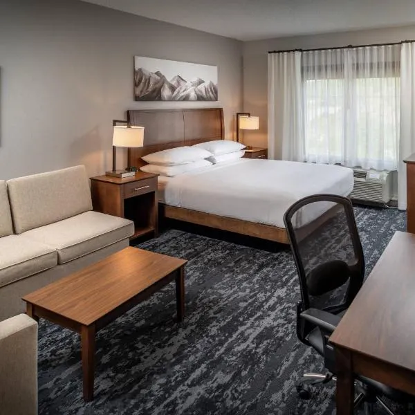 Delta Hotels by Marriott Huntington Mall，位于Pea Ridge的酒店