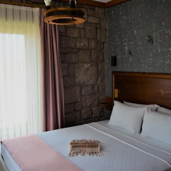 Le Petit Hotel ve Bağ Evi，位于博兹贾阿达岛的酒店