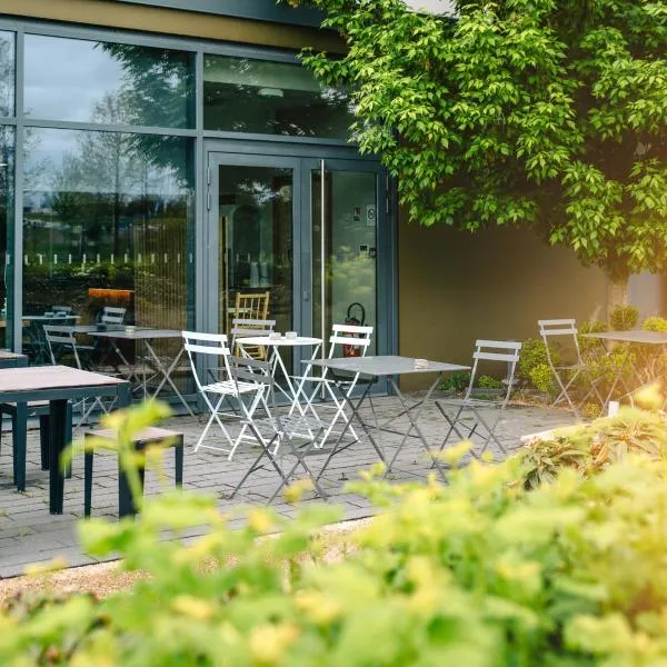 Hôtel Akena Reims Bezannes，位于兰斯的酒店