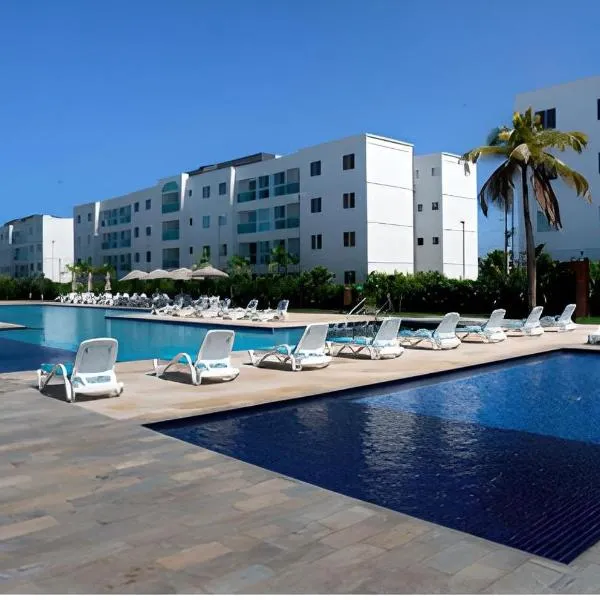 Lindo Flat espaçoso em Muro Alto região de Porto de Galinhas com vista total para as piscinas，位于伊波茹卡的酒店