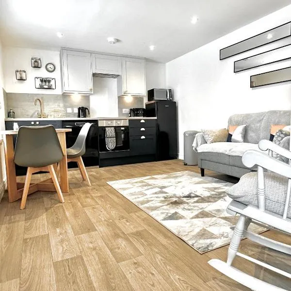 Central, Stylish - 2 Bed Property, The Stable @ Warrenfield, Free WiFi & Parking，位于奥克尼的酒店