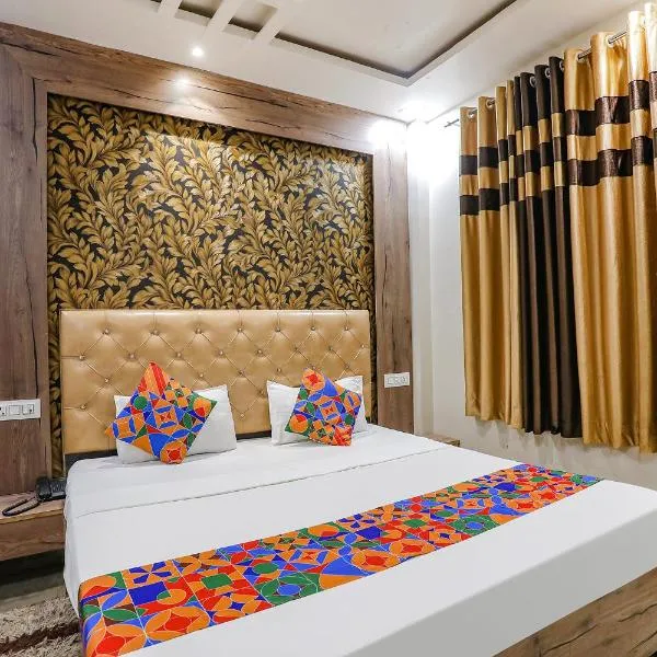 FabExpress Shri Ram Kashi，位于Bamrauli的酒店