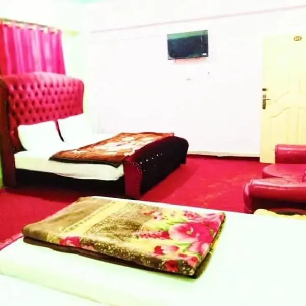 Kashmir premium hotel，位于Bālākot的酒店