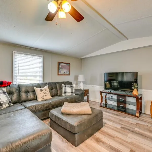 Kentucky Vacation Rental Half-Mi to Mammoth Cave!，位于Sloans Crossing的酒店