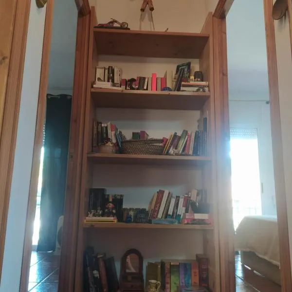 Habitación privada en casa particular, montaña，位于Olesa de Bonesvalls的酒店