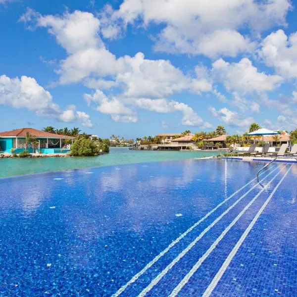 Courtyard by Marriott Bonaire Dive Resort，位于克拉伦代克的酒店