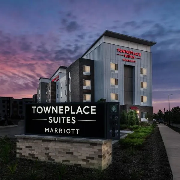 TownePlace Suites by Marriott Milwaukee Oak Creek，位于橡树溪的酒店