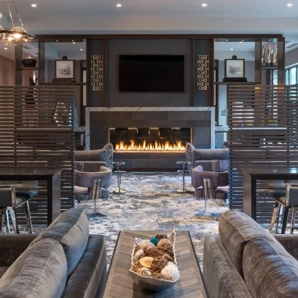 Fairfield Inn & Suites by Marriott Boston Waltham，位于沃尔瑟姆的酒店