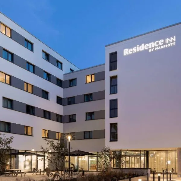 Residence Inn by Marriott Hamburg Altona，位于汉堡的酒店