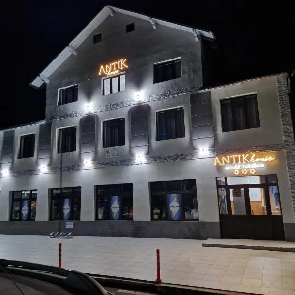 ANTIK HOUSE，位于Adunaţi的酒店
