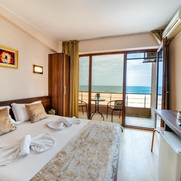 Hotel CASA ROYAL pe plaja Belona，位于艾福雷诺德的酒店