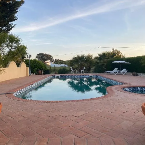 Monte da Azinheira，位于欧里基的酒店