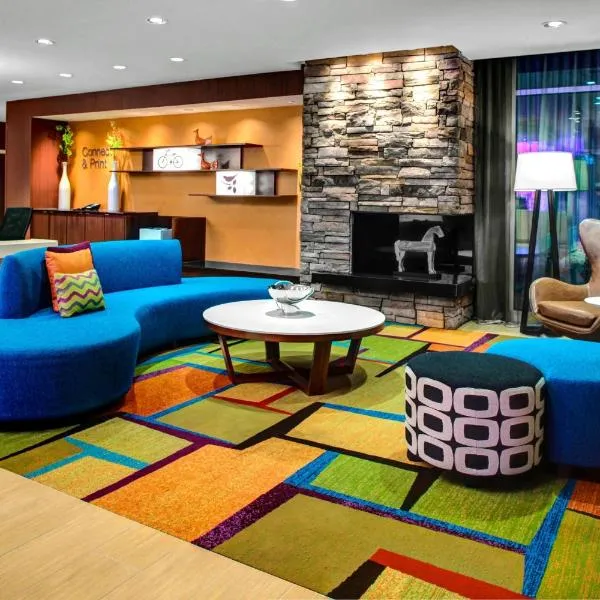 Fairfield Inn & Suites by Marriott Douglas，位于道格拉斯的酒店