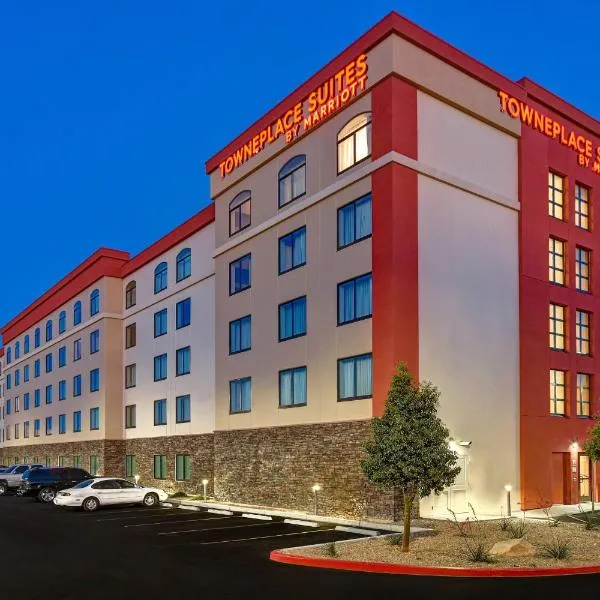 TownePlace Suites Las Vegas Airport South，位于Enterprise的酒店