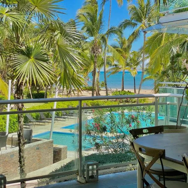 Stunning Beachfront Condo With Private Beach, Las Terrenas-El Limón，位于El Limón的酒店