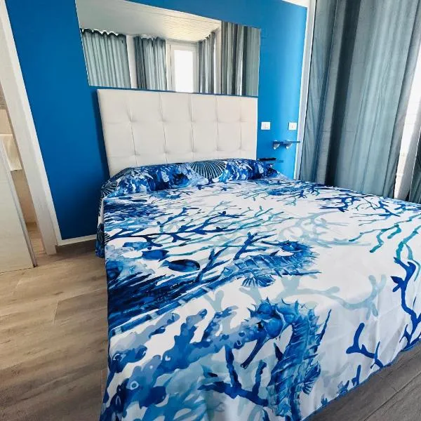 B&B Suite Torre Azzurra - Rooftop Sea View，位于福洛尼卡的酒店