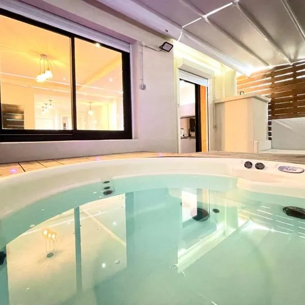 loft romantique spa，位于Falicon的酒店