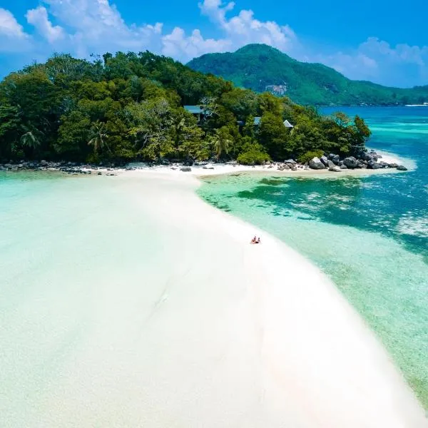 JA Enchanted Island Resort Seychelles，位于De Quincey Village的酒店