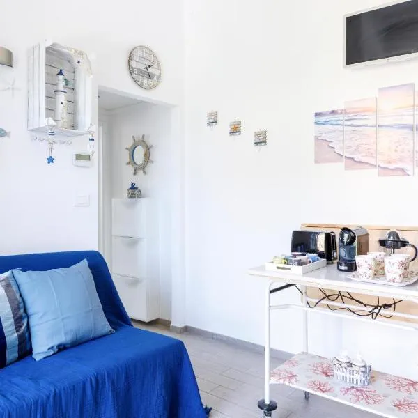 Sissi's Home [Due Passi Dal Mare, Free WiFi]，位于蓬他码头的酒店