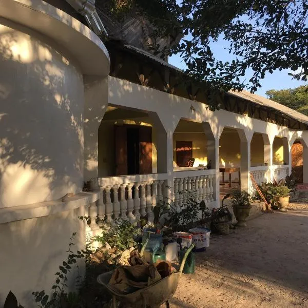 Karamba Lodge，位于Diouloulou的酒店