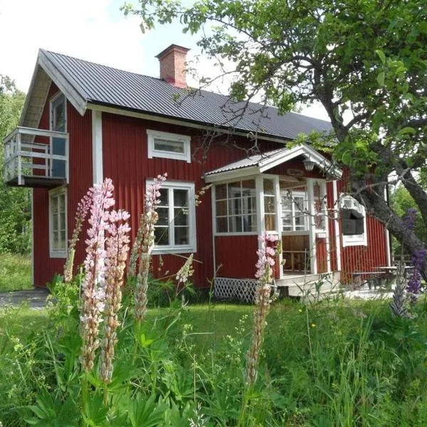 Sommardröm，位于Västra Öskevik的酒店