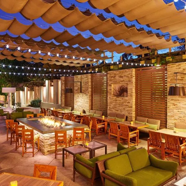 帕萨迪纳威斯丁酒店，位于帕萨迪纳的酒店