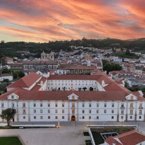 Montebelo Mosteiro de Alcobaça Historic Hotel，位于Fanhais的酒店