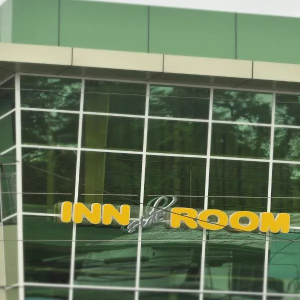 Inside Room Inn，位于Nabunturan的酒店