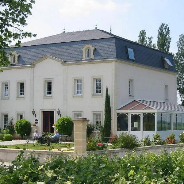 Hôtel de Margaux，位于Sainte-Hélène的酒店