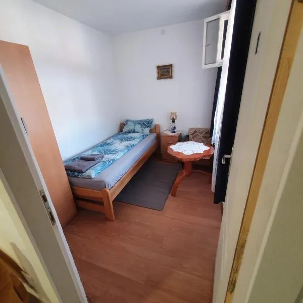 Apartman Tupavica，位于皮罗特的酒店