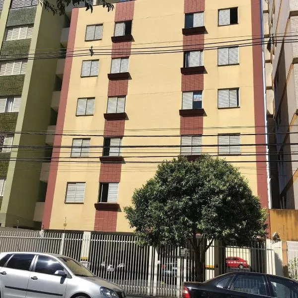 Hospede-se bem! Sinta-se em sua casa viajando，位于隆德里纳的酒店