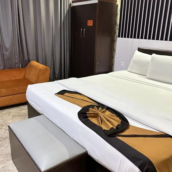 Msquare Hotel GRA，位于伊凯贾的酒店