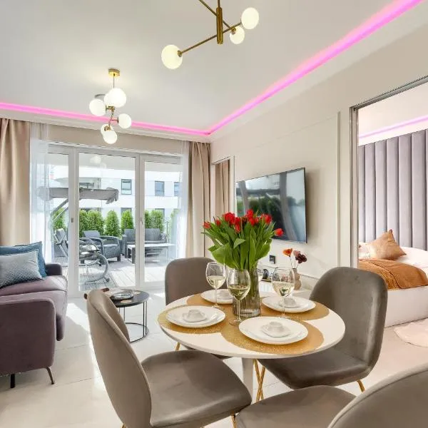 Apartments Ostsee Suntowers TARAS，位于斯维诺乌伊希切的酒店