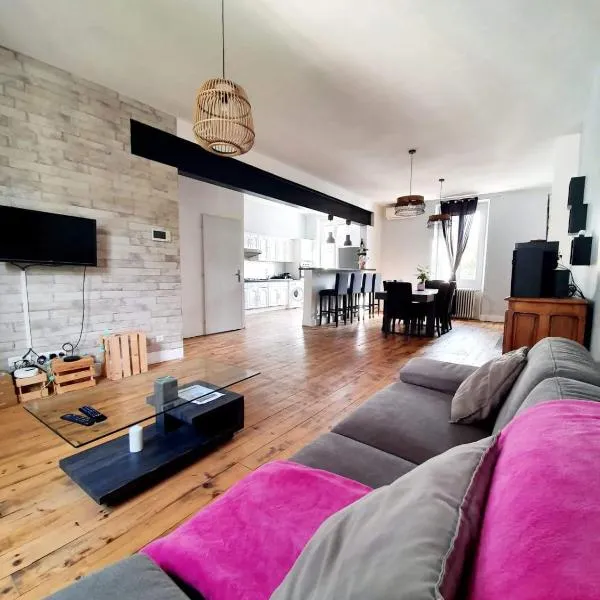 Spacieux Cosy，位于Blaye-les-Mines的酒店