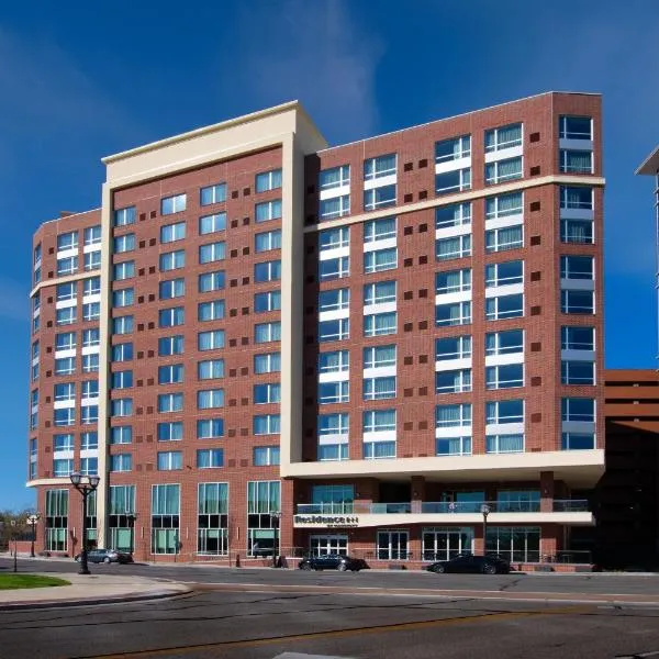 Residence Inn by Marriott St Louis Clayton，位于圣路易斯的酒店