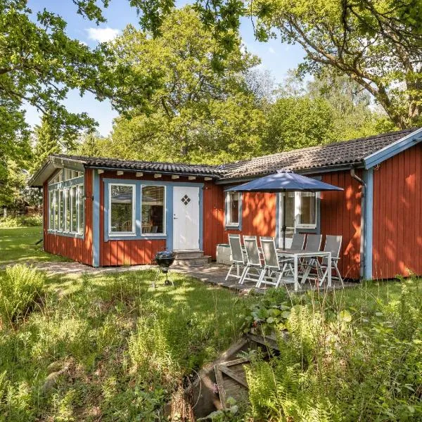 Holiday Home Ängasjö Ekbacken by Interhome，位于Östra Frölunda的酒店