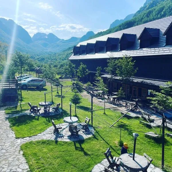 Boga Alpine Resort，位于Bogë的酒店