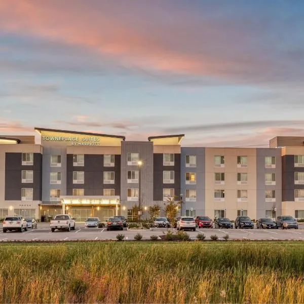 TownePlace Suites by Marriott Indianapolis Airport，位于印第安纳波利斯的酒店