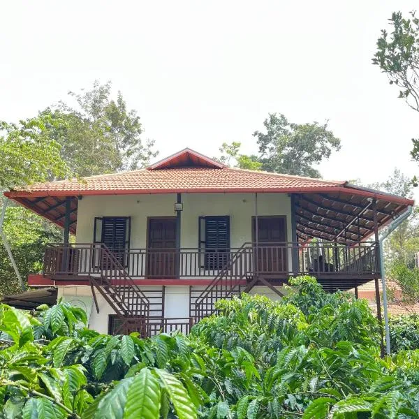 THE MASCARA - Home stay @ Coorg，位于库斯哈尔纳加尔的酒店