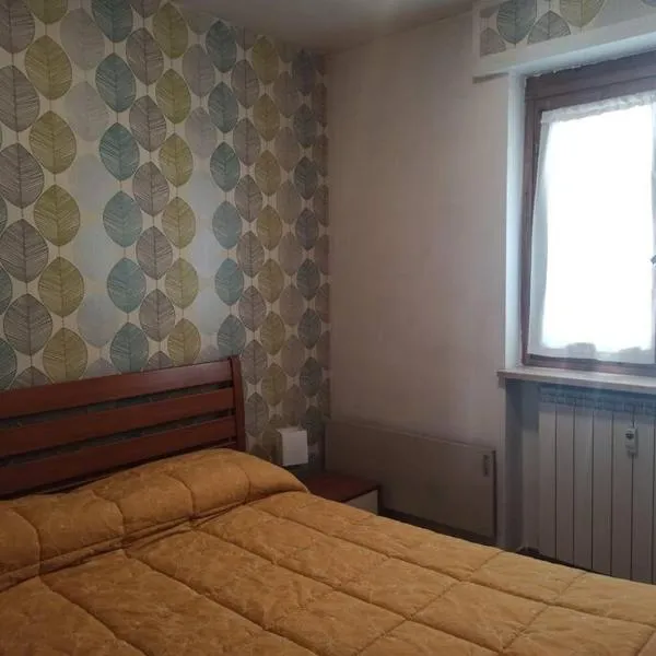 Appartamento spazioso con terrazzo di proprietà，位于利莫内皮埃蒙特的酒店