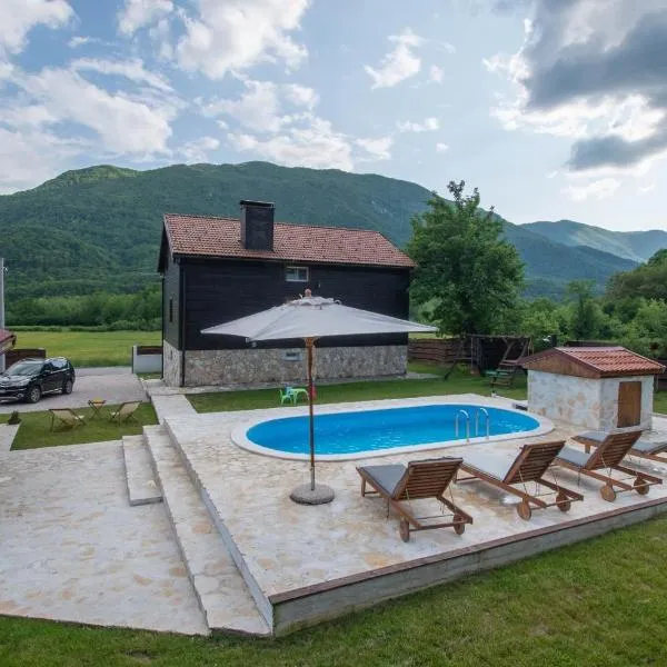 Holiday Home Nina with a heated pool，位于Brušane的酒店